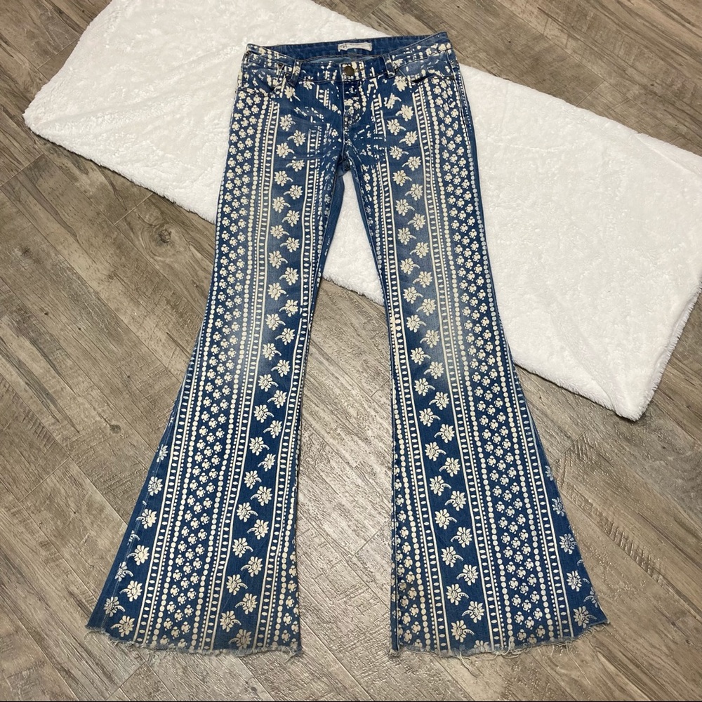Free People Bali Mantra Flare Festival Bell Bottom Jeans 27  *flawed